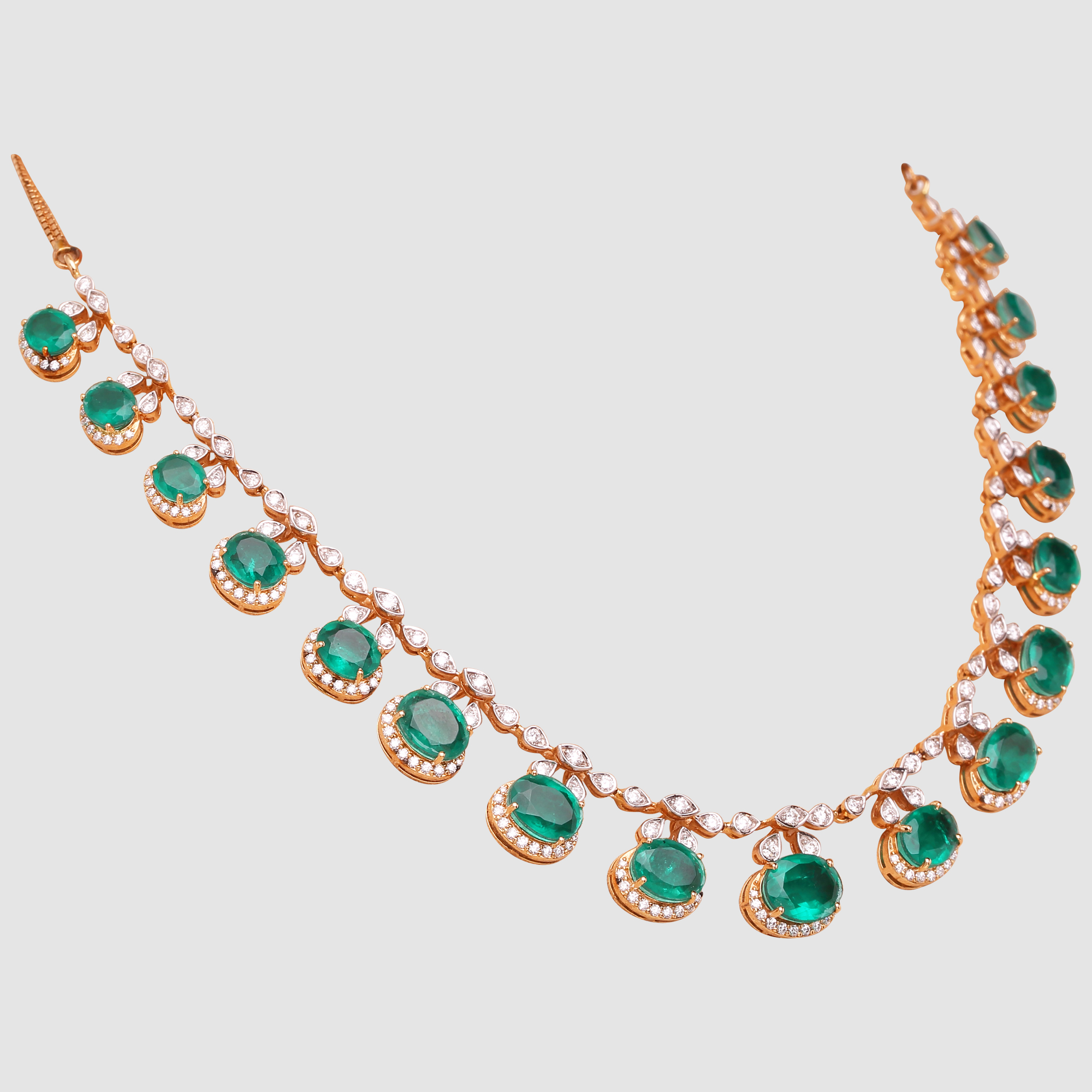 ornate diamond necklace