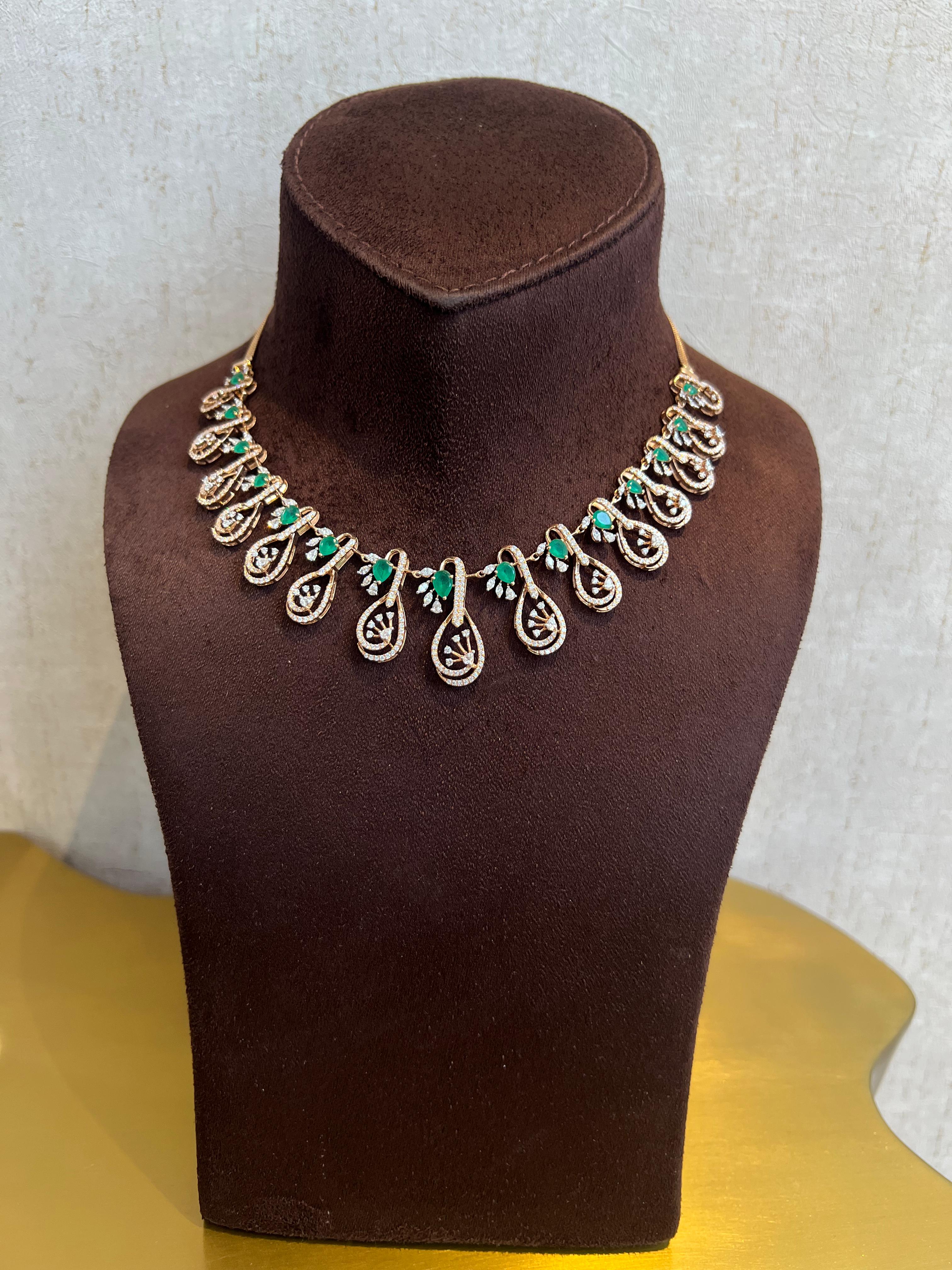 Lovely Diamond Necklace Lovely Diamond Necklace