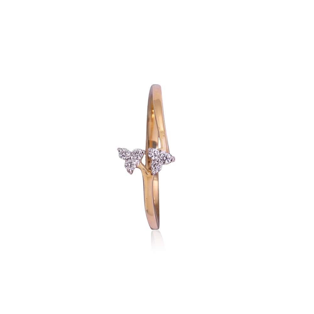 Three Diamond Leaf Diamond Ring