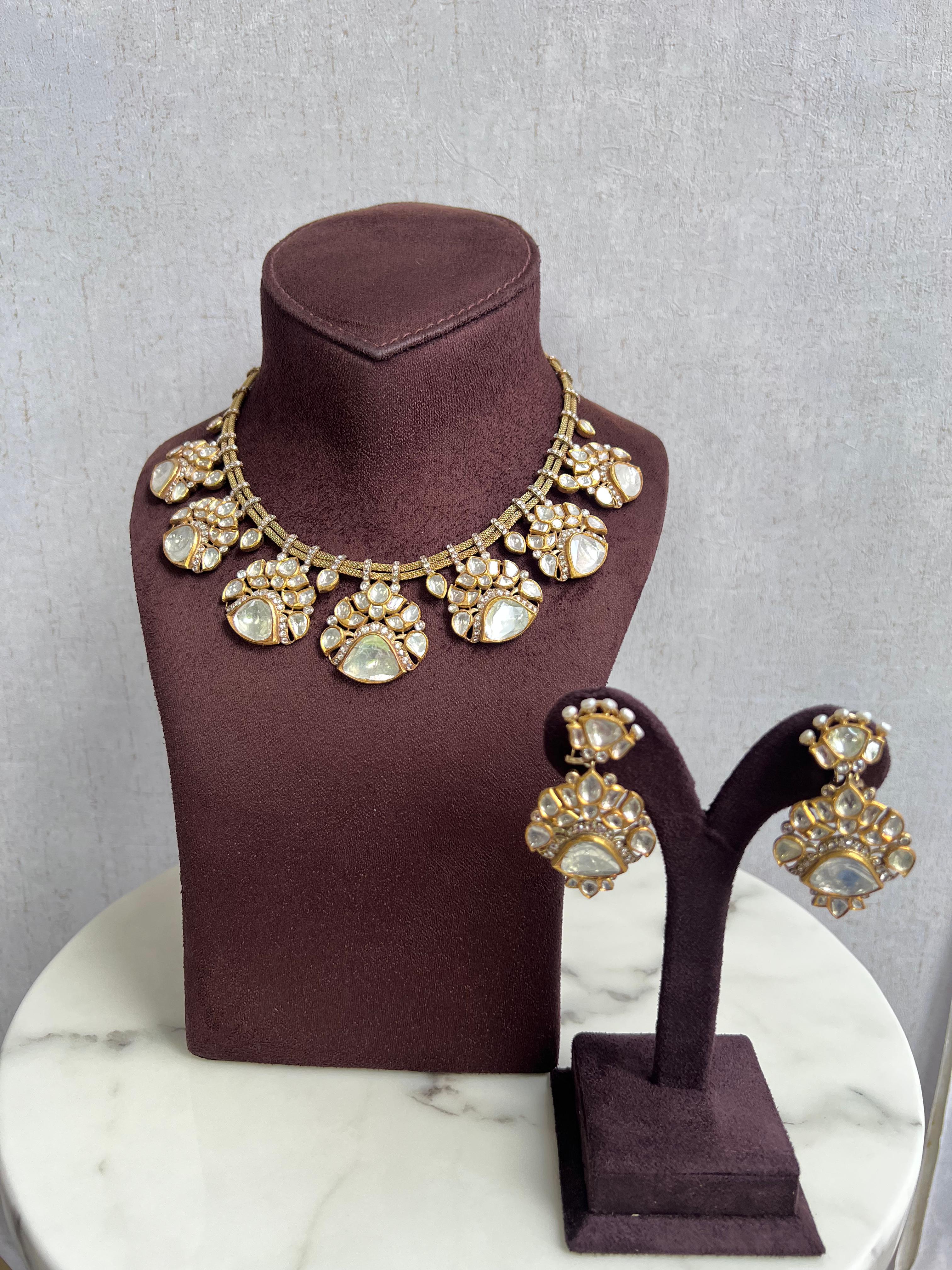 Kundan Setting Polki Necklace Kundan Setting Polki Necklace