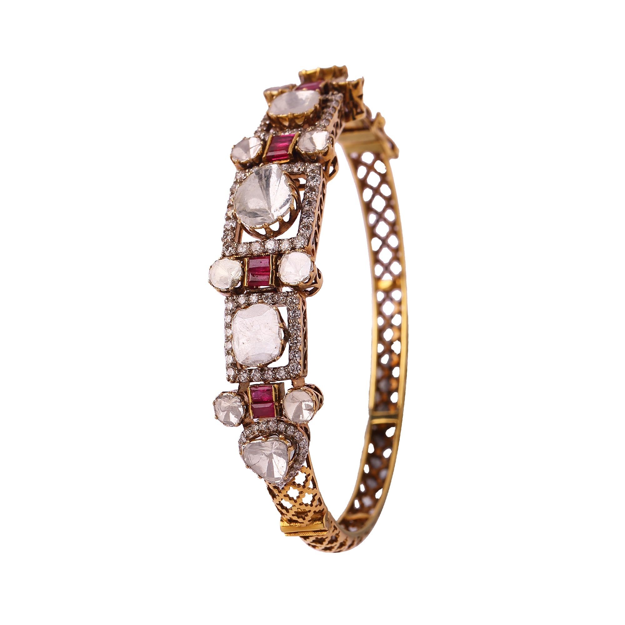 Luxurious Polki Bangle