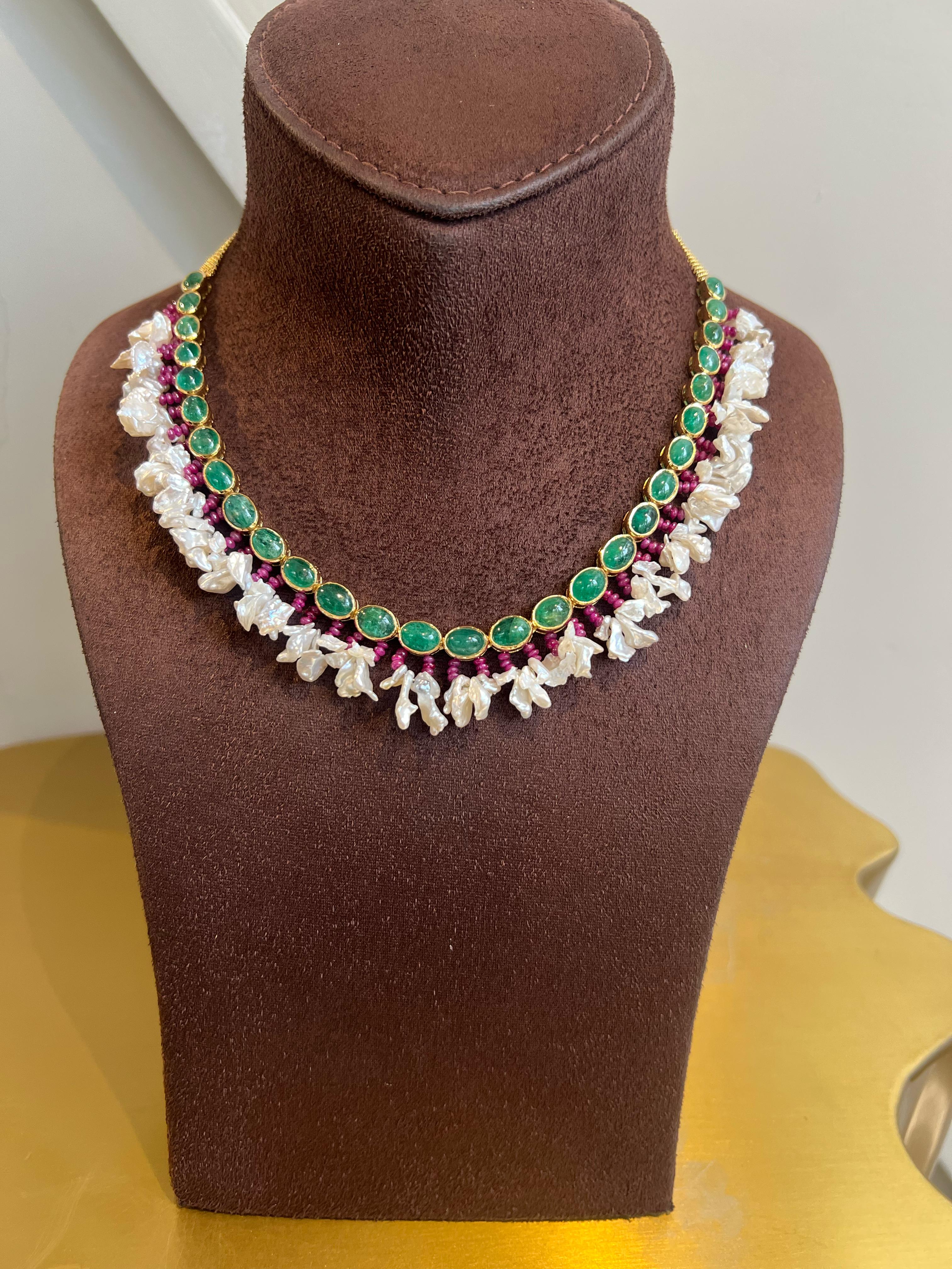 Beautiful Necklace with Zambian Emerald and K.C Pearls Beautiful Necklace with Zambian Emerald and K.C Pearls